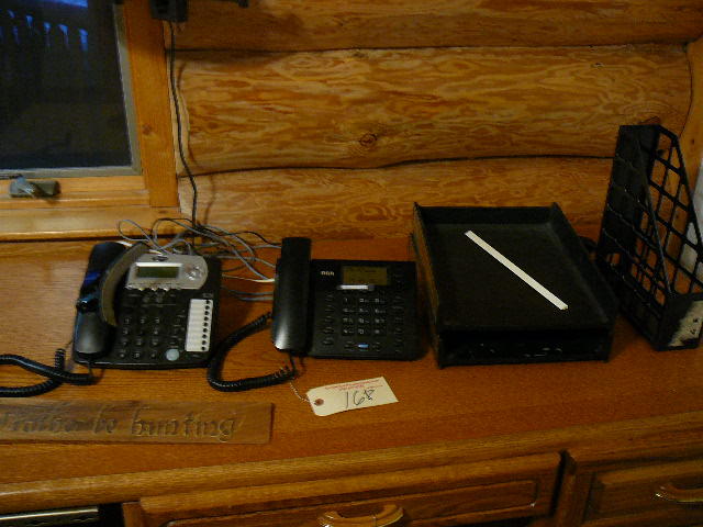 lot 168 image: Lot of Home Office Items