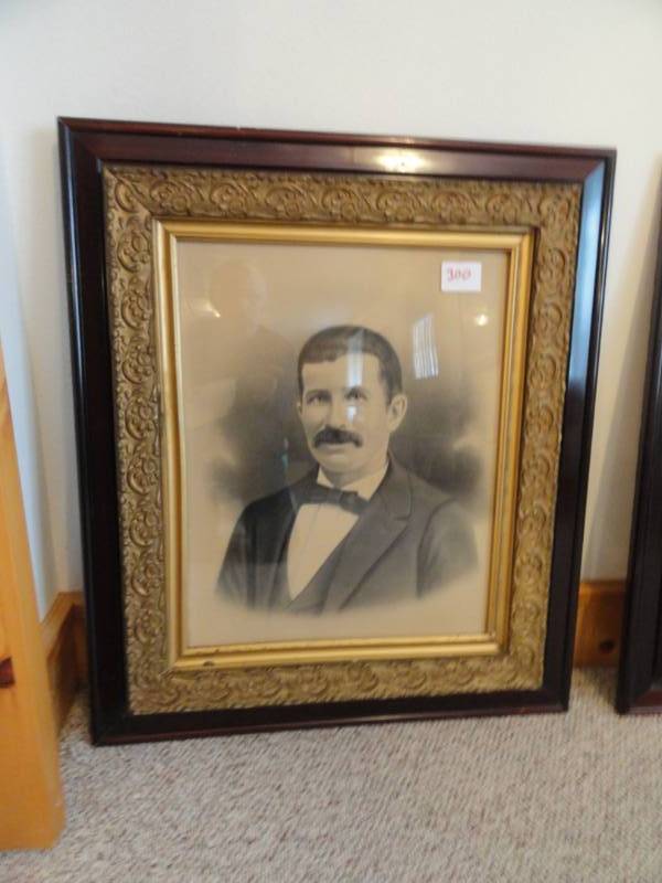 lot 300 image: Antique Framed Portrait of Man