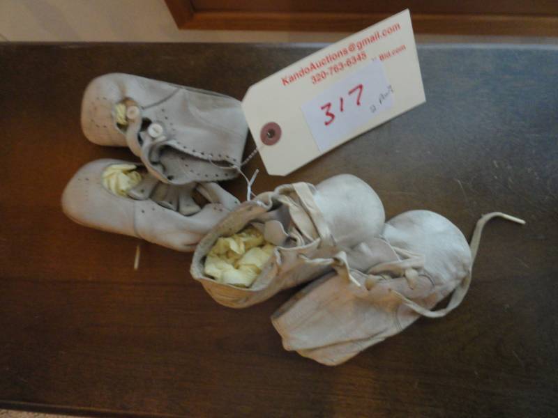 lot 317 image: Vintage Leather Kids Shoes