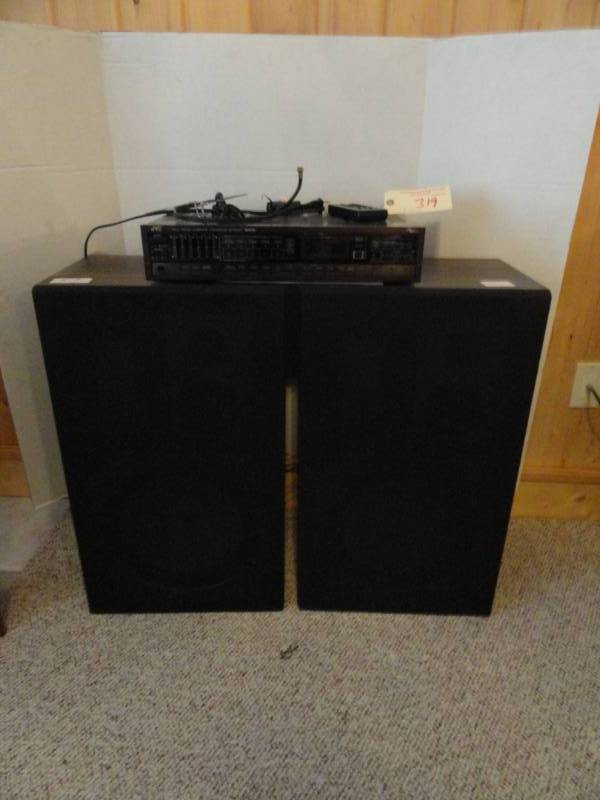 lot 319 image: JVC RX-3 AMFM Reciever with Speakers