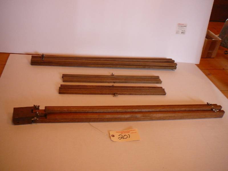 lot 201 image: Vintage Anco Bilt Easels
