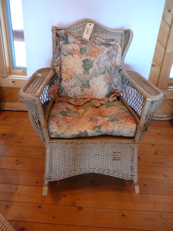 lot 222 image: Wicker rocking Chair with Cushions