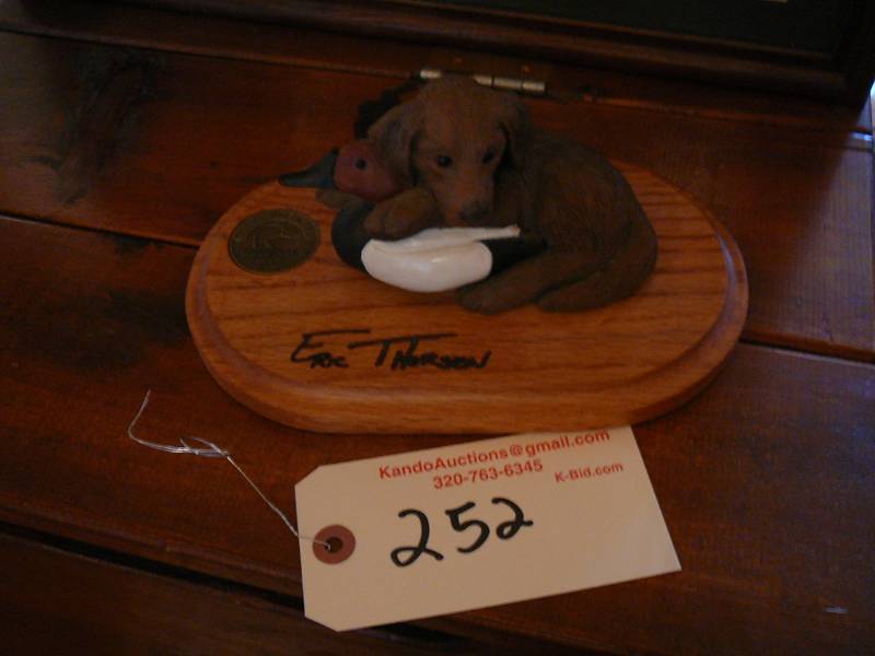 lot 252 image: Ducks Unlimited special addition figurines