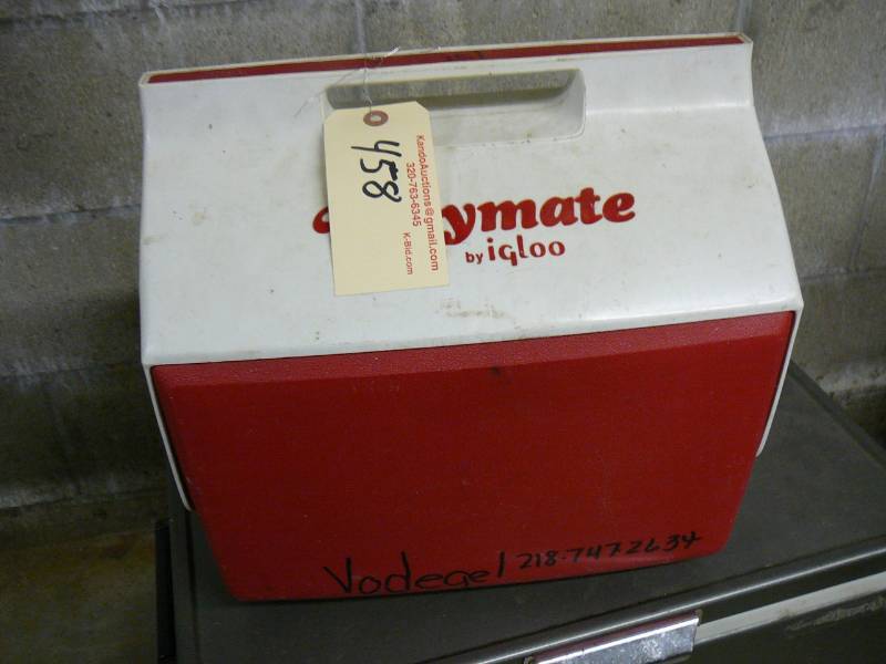lot 458 image: Playmate Cooler