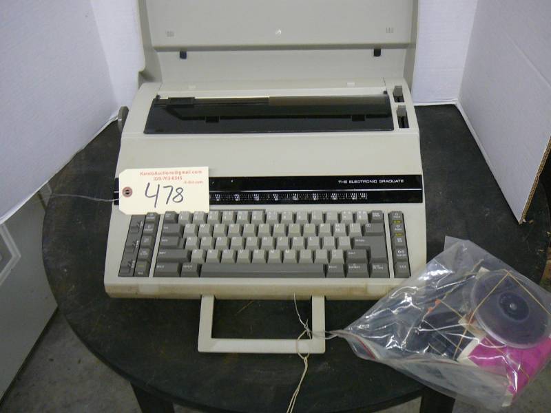 lot 478 image: Typewriter in Case