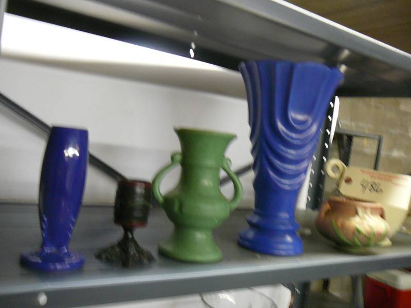 lot 486 image: Pottery Vases, Rumhill Pottery