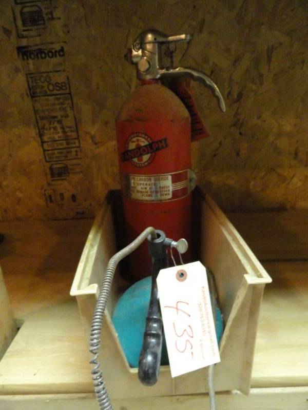 lot 435 image: Fire extinguisher and Pipe Snake