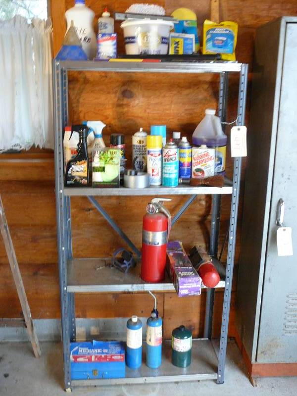 lot 497 image: Rack with automotive products