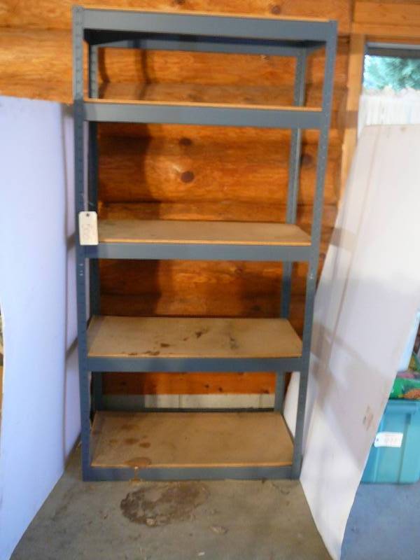 lot 500 image: Metal rack