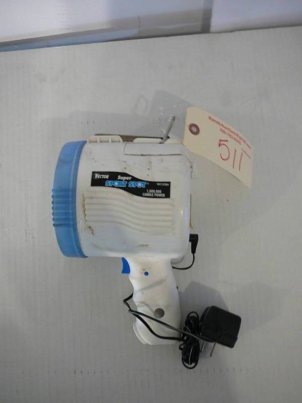 lot 511 image: Spotlight