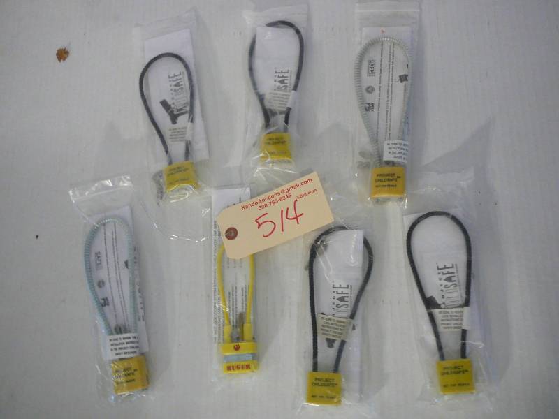 lot 514 image: Project safe child safe gun locks