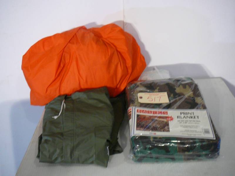 lot 517 image: Hunting gear