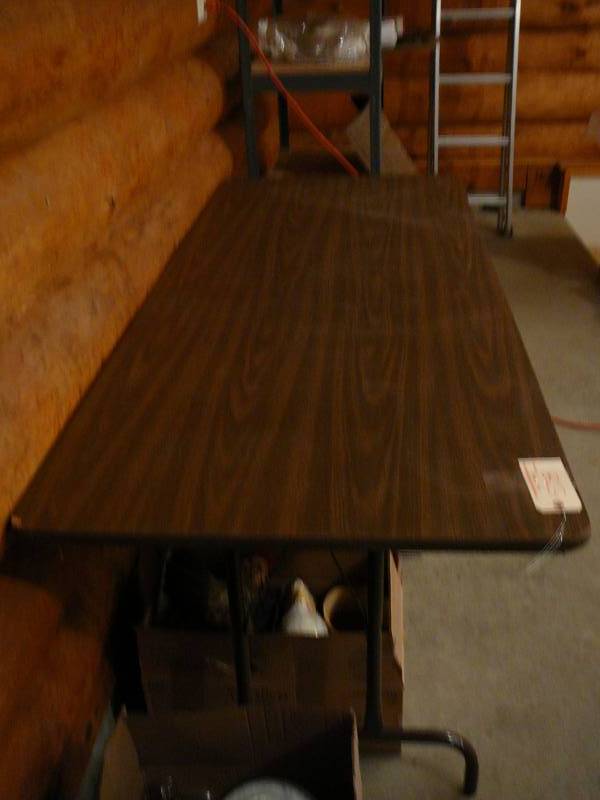 lot 578 image: Folding Table