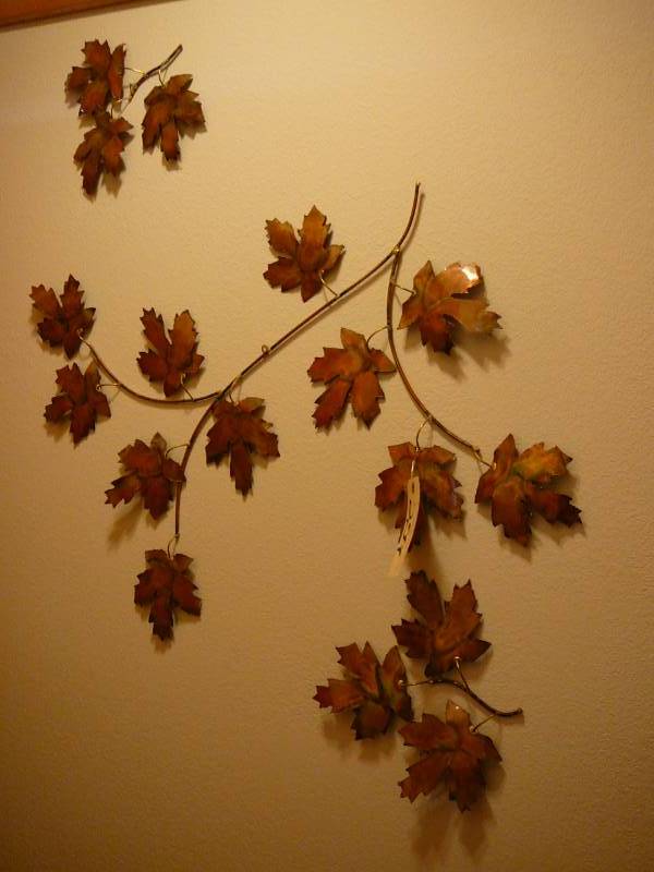 lot 259 image: Home interior Wall Leaf decor