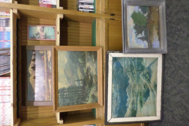 lot 75 image: 5 Scenic Pictures