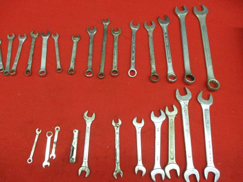 lot 107 image: Assortment of Wrenches