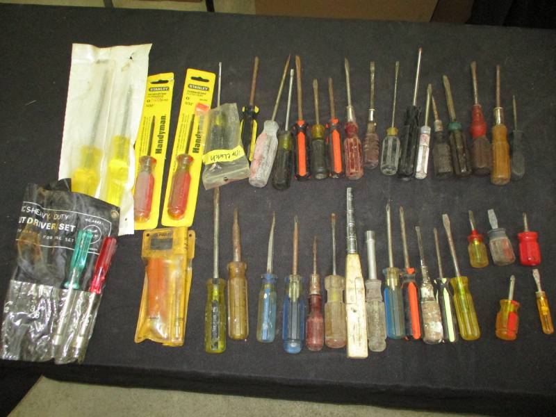 lot 108 image: Screwdrivers