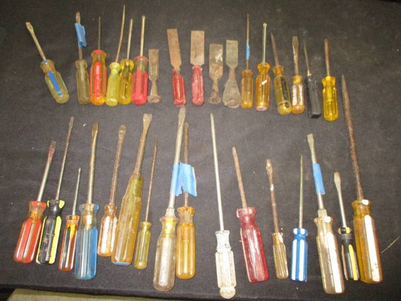lot 114 image: Screwdrivers