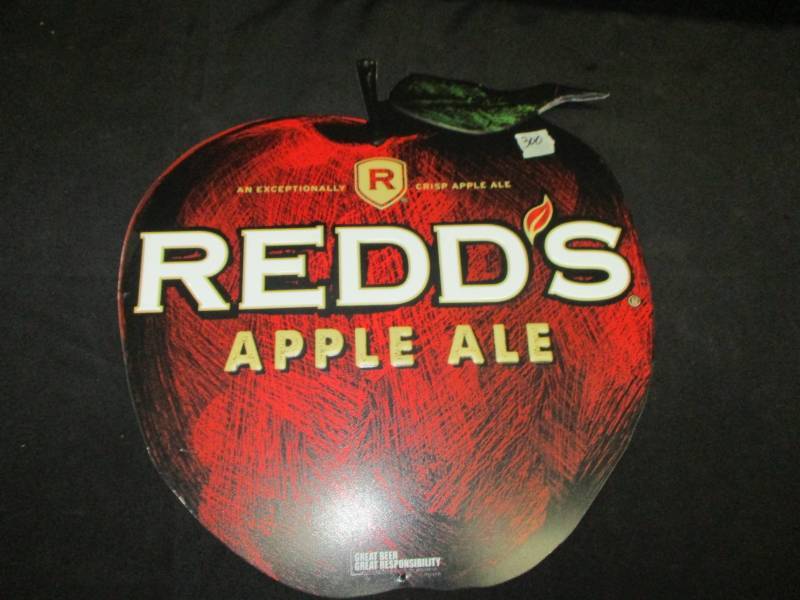 lot 135 image: Apple Ale Metal Sign 16 12 x 17