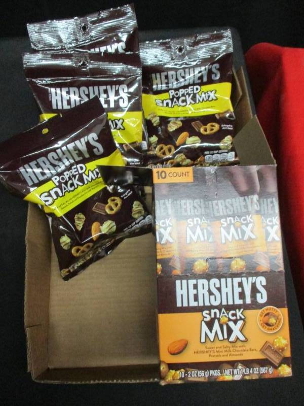 lot 188 image: 3 Big Bags of Herseys Snack Mic and 10 Count of Snack Bags