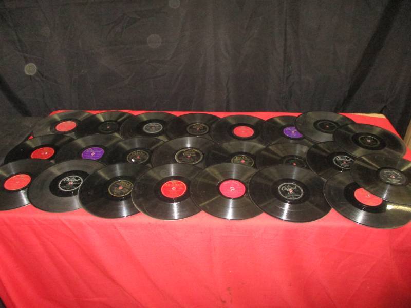 lot 143 image: Old Thick Records