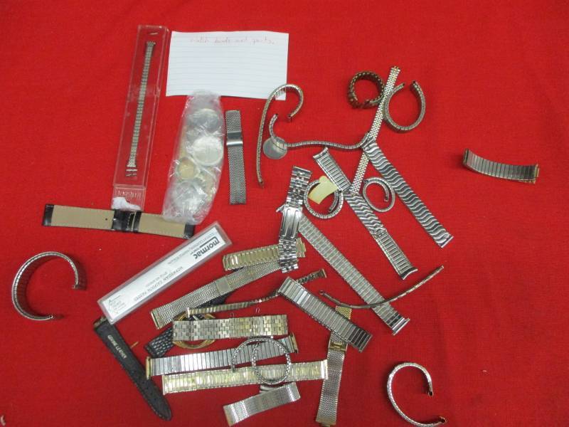 lot 150 image: Watch Bands and parts