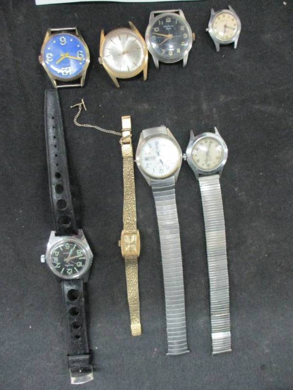 lot 151 image: All Mechanical Watches, All Working but he recommends Cleaning,