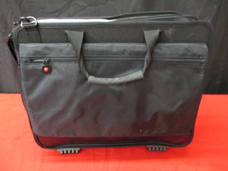 lot 12 image: Nice Computer Bag