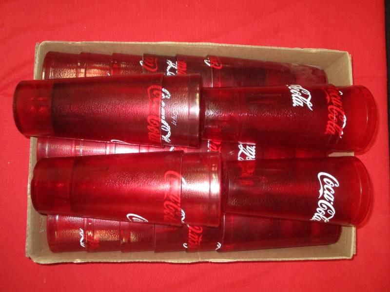 lot 62 image: 25 Coca Cola Glasses
