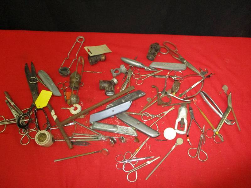 lot 85 image: Assortment of Tools