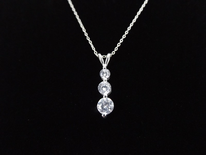 lot 16 image: .925 Sterling Silver 3 Stone Graduated Crystal Necklace Pendant
