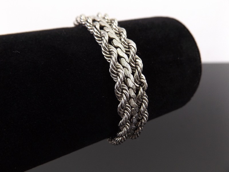 lot 27 image: .925 Sterling Silver Wide Heavy Link Bracelet