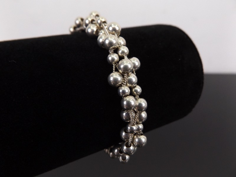 lot 28 image: .925 Sterling Silver Stylish Ball Bracelet