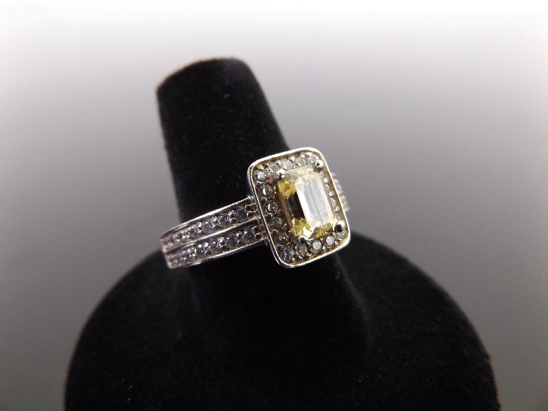 lot 41 image: .925 Sterling Silver Danburite Crystal Ring Size 8.25