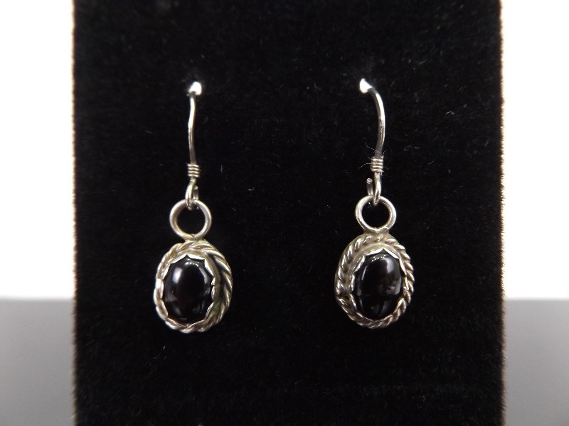 lot 97 image: .925 Sterling Silver Black Onyx Cabochon Earrings
