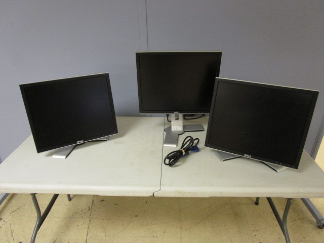 DESKTOP COMPUTER MONITORS