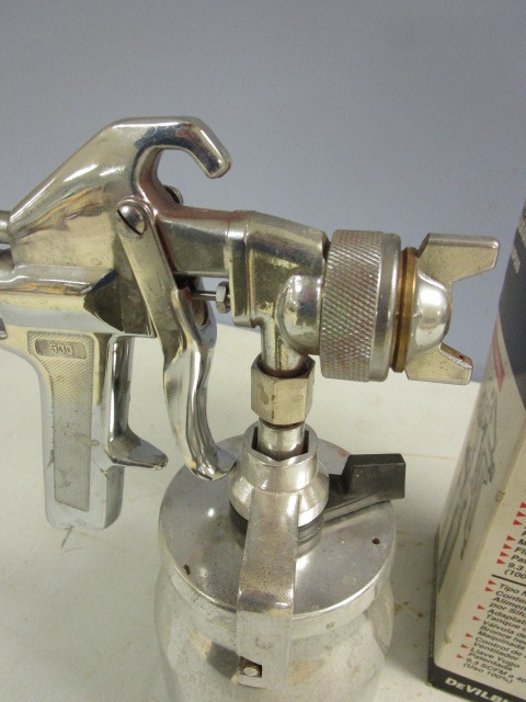AUTOMOTIVE SPRAY GUN