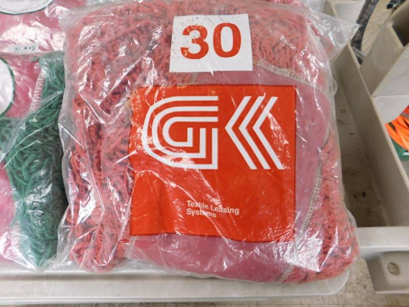 lot 23 image: 9 Misc. Mop Heads