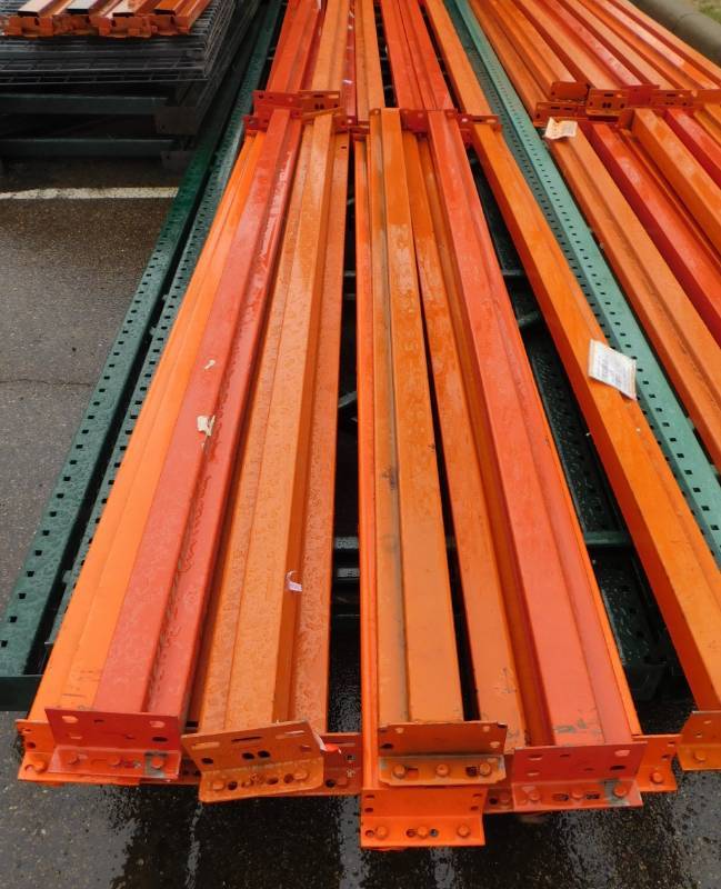 lot 54 image: Teardrop Pallet Racking #1