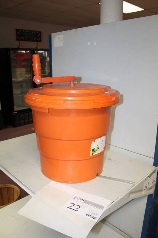 lot 22 image: Industrial Size Salad Spinner