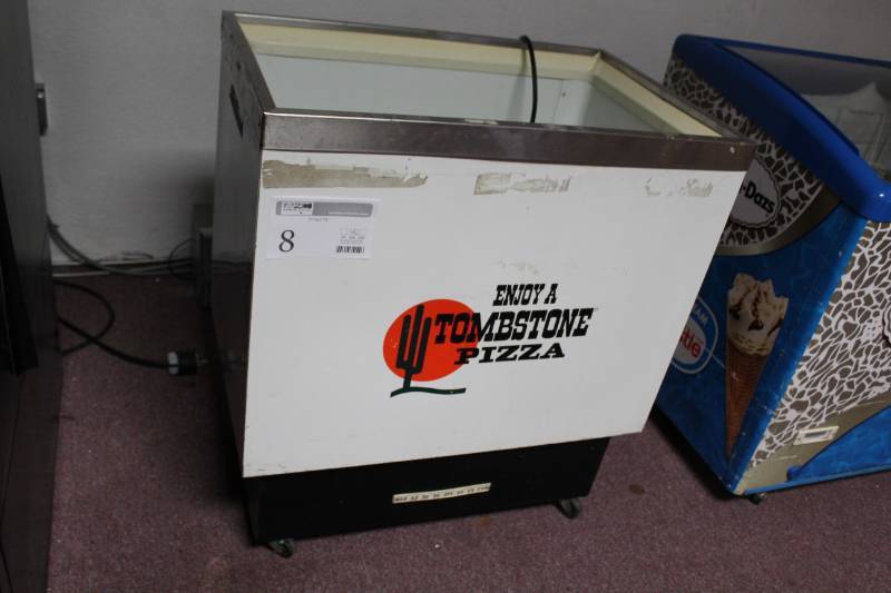 lot 8 image: Hussmann NSF Commercial Tombstone Pizza Freezer