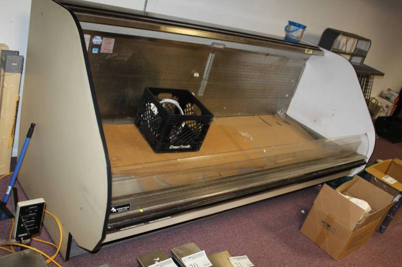 lot 1 image: 1993 Hussmann Display Counter Refrigerator