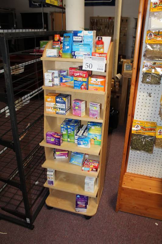 lot 50 image: 7-Tier Rolling Display