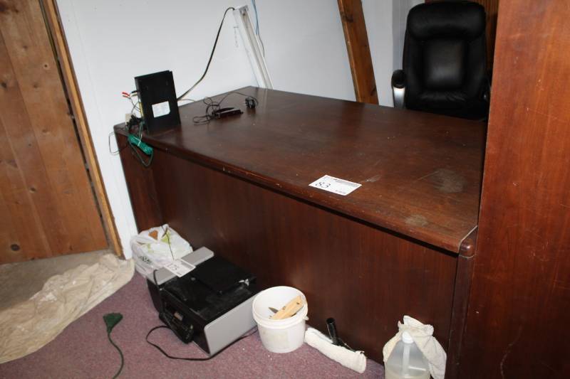 lot 83 image: Wood Executive Office Desk with 6-Drawers