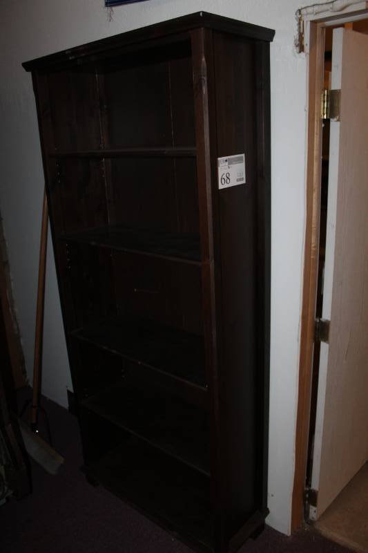 lot 68 image: Wood Bookcase with 5-Shelves