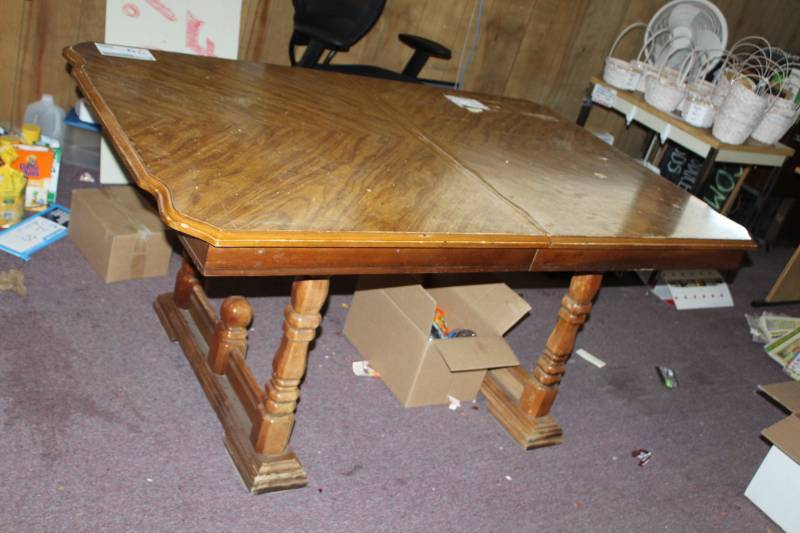 lot 79 image: Wood Dining Table