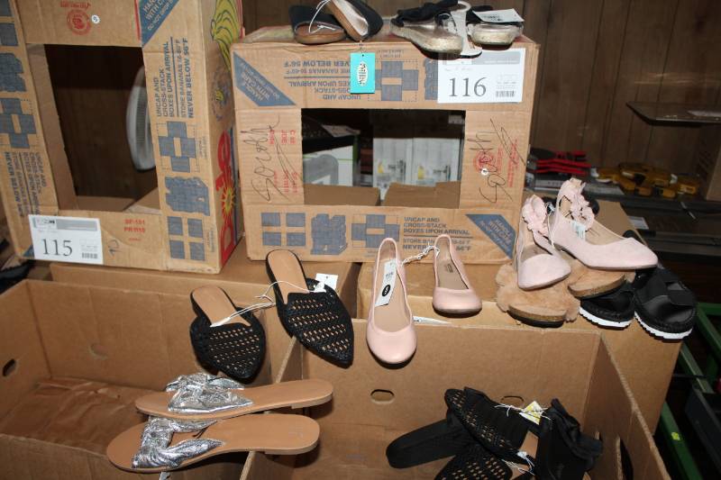 lot 116 image: Womens Shoes