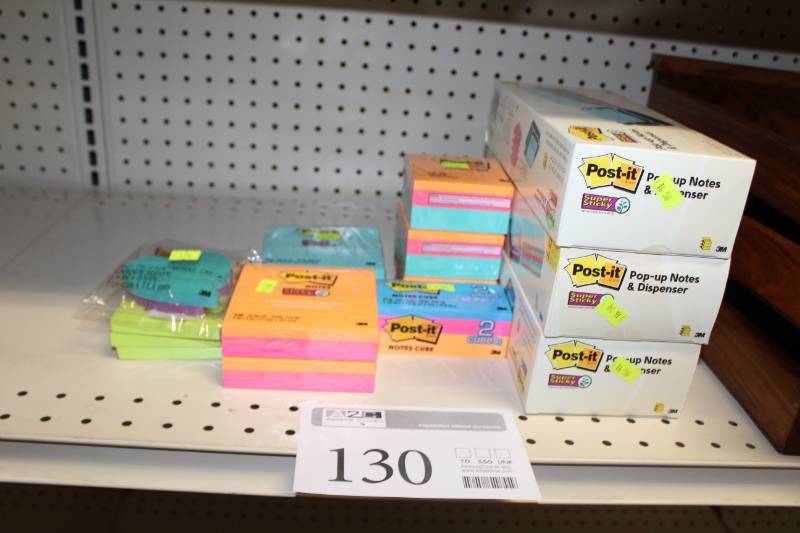 lot 130 image: 3M Post-It Notes and Dispensers