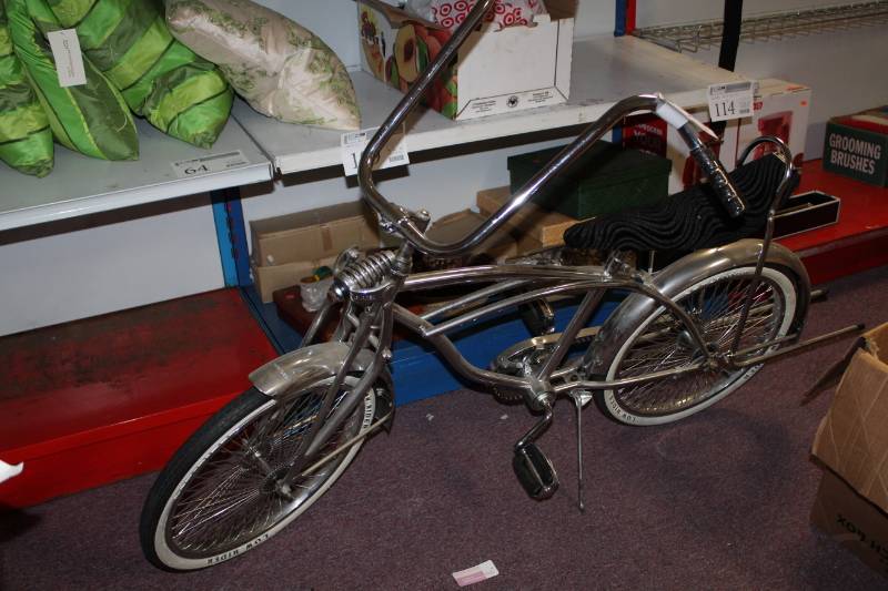 lot 110 image: Lowrider Vintage Bicycle