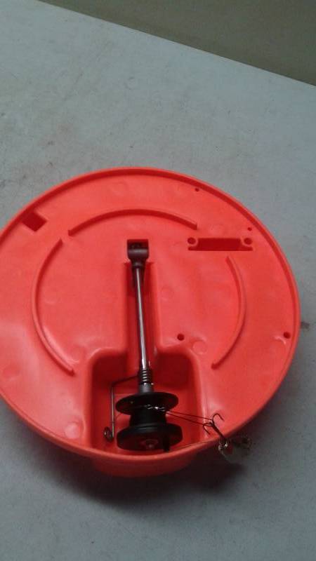 lot 13 image: Opened Polar Therm Extreme Tip Up